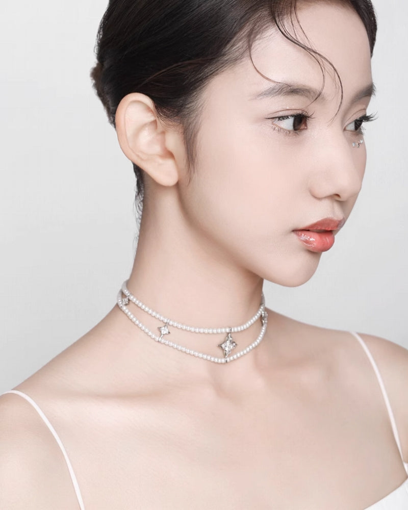 Aura Flower Pearl Layer Choker