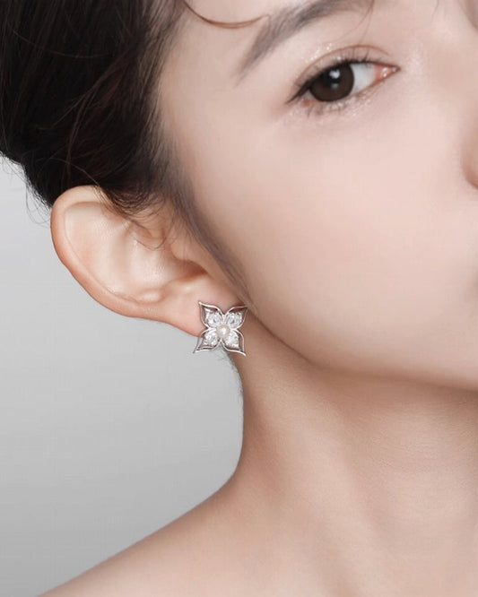 Aura Flower Pearl Earrings