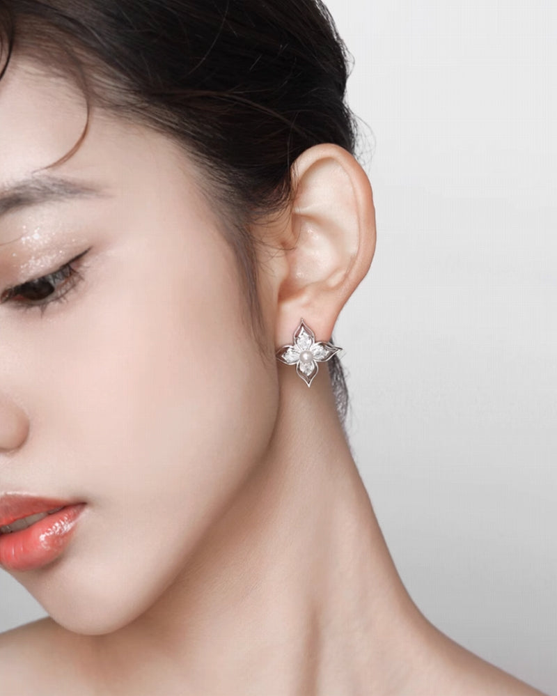 Aura Flower Pearl Earrings