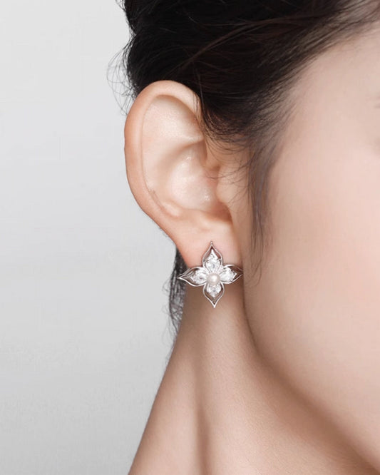 Aura Flower Pearl Earrings